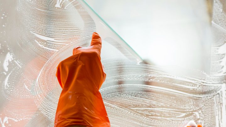 Raggiungere l’Impeccabilità con Librelotto Omar: Pulizia di Vetri e Vetrine a Vicenza