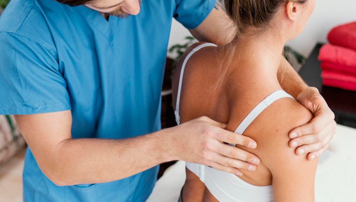 Ritrovare l’equilibrio con i trattamenti di Kinesiologia a Bolzano: Un approccio innovativo al dolore