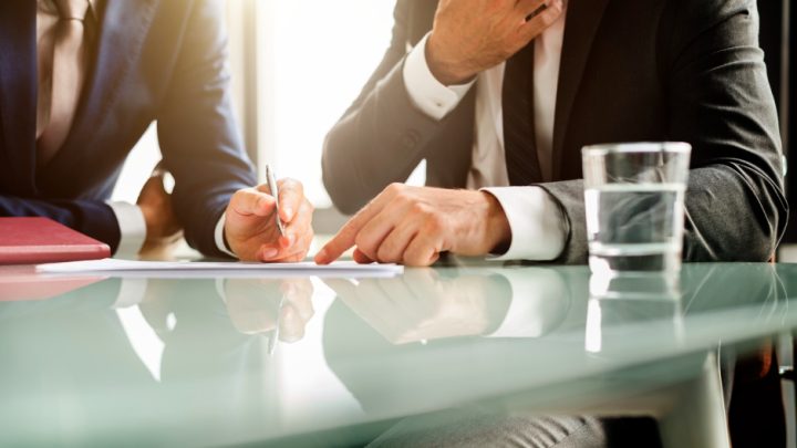 Come Navigare nel Labirinto delle Successioni Ereditarie a Guastalla